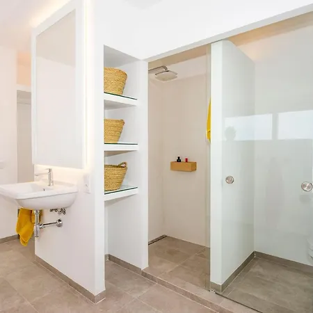 Aguamarina By * Кала-эн-Форкат